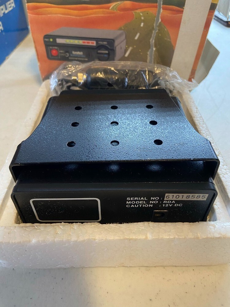 Vintage Dynatech Roadmaster Radar Detector Model RDA