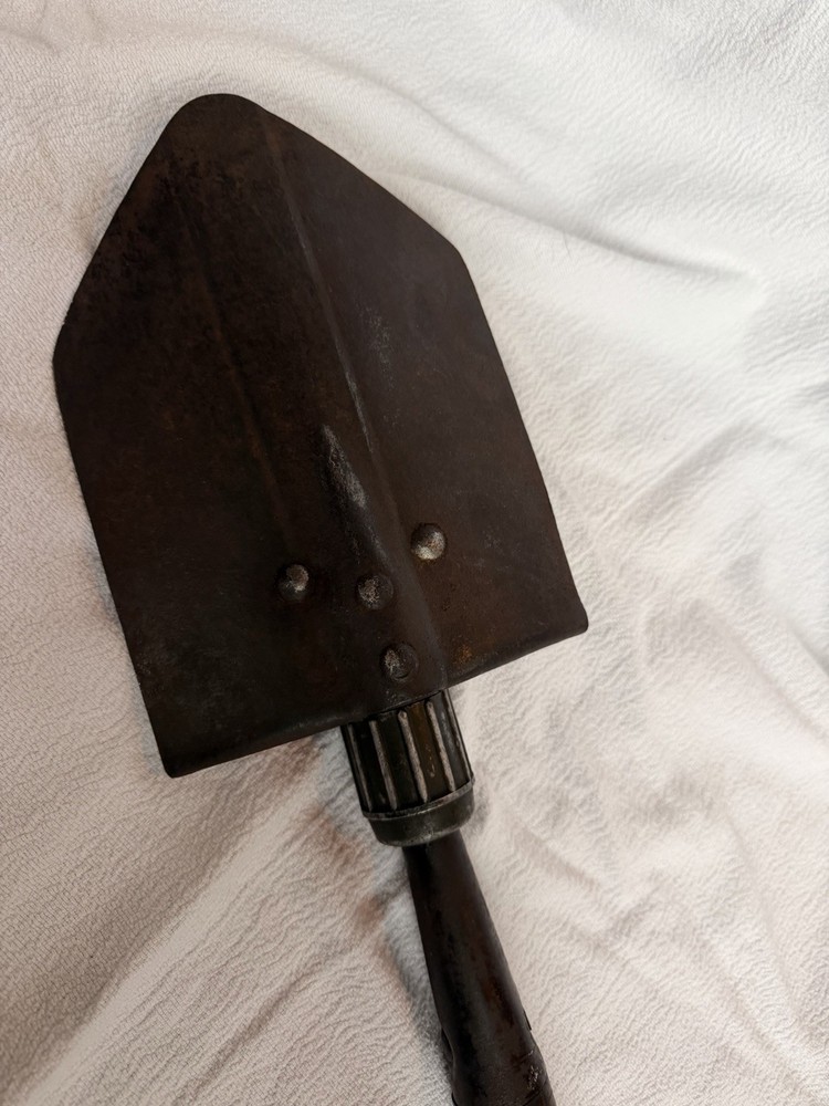 Original WWII US Military Folding Pack Shovel U.S. Wood 1945
