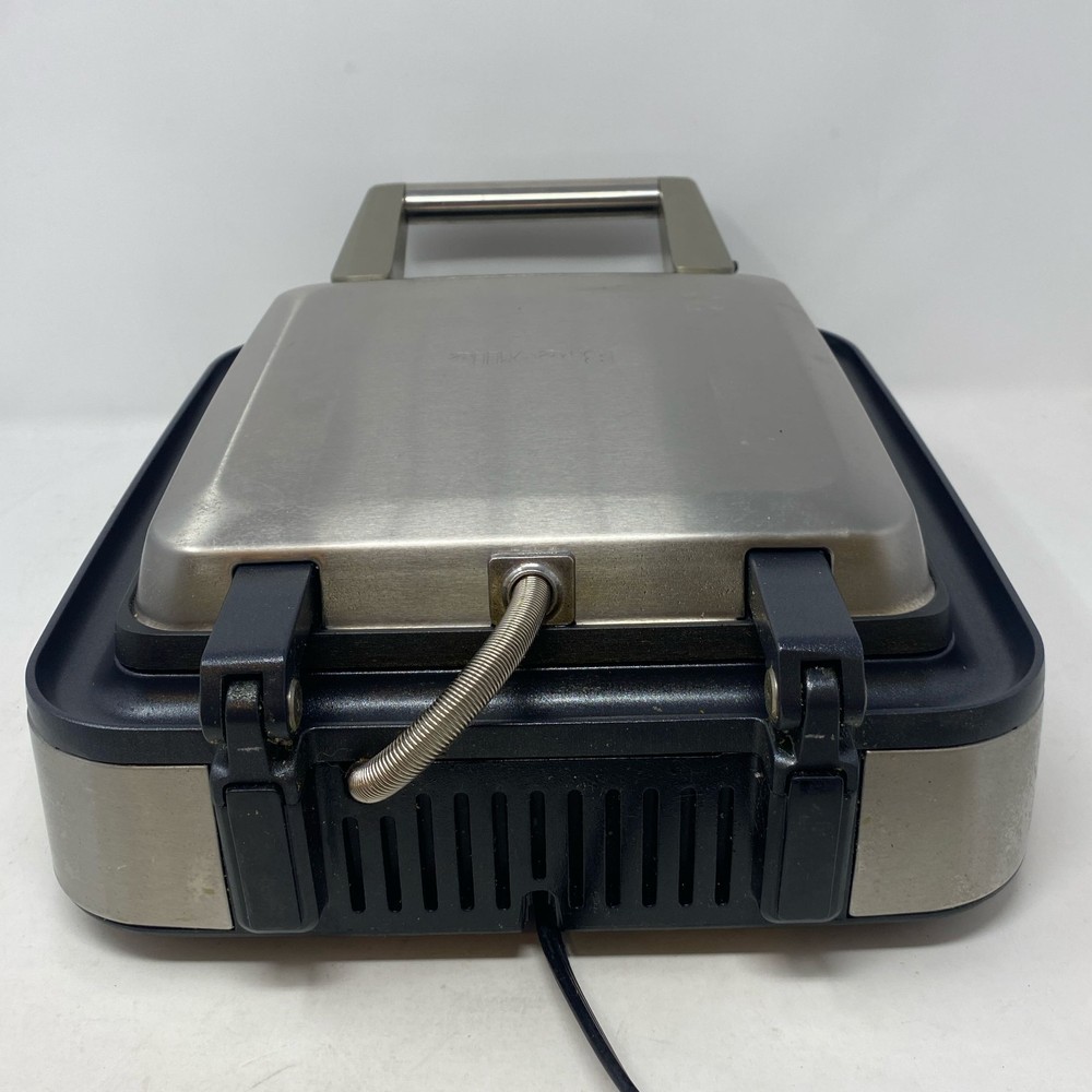 Breville Smart Waffle Pro 4-Slice Waffle Maker, Silver