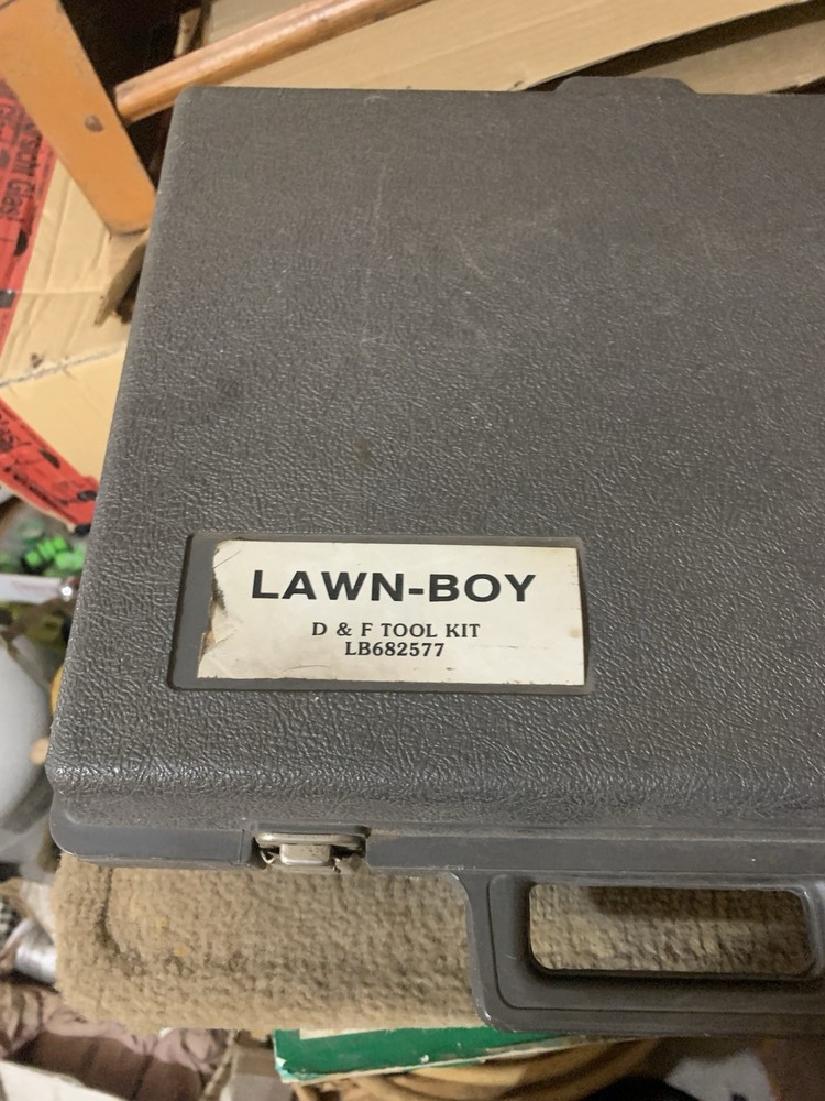Lawn Boy Tool Set