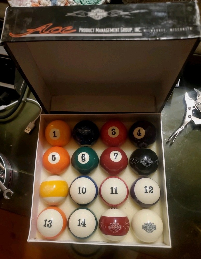 Harley-Davidson Custom Billiard Ball Set Complete with Box