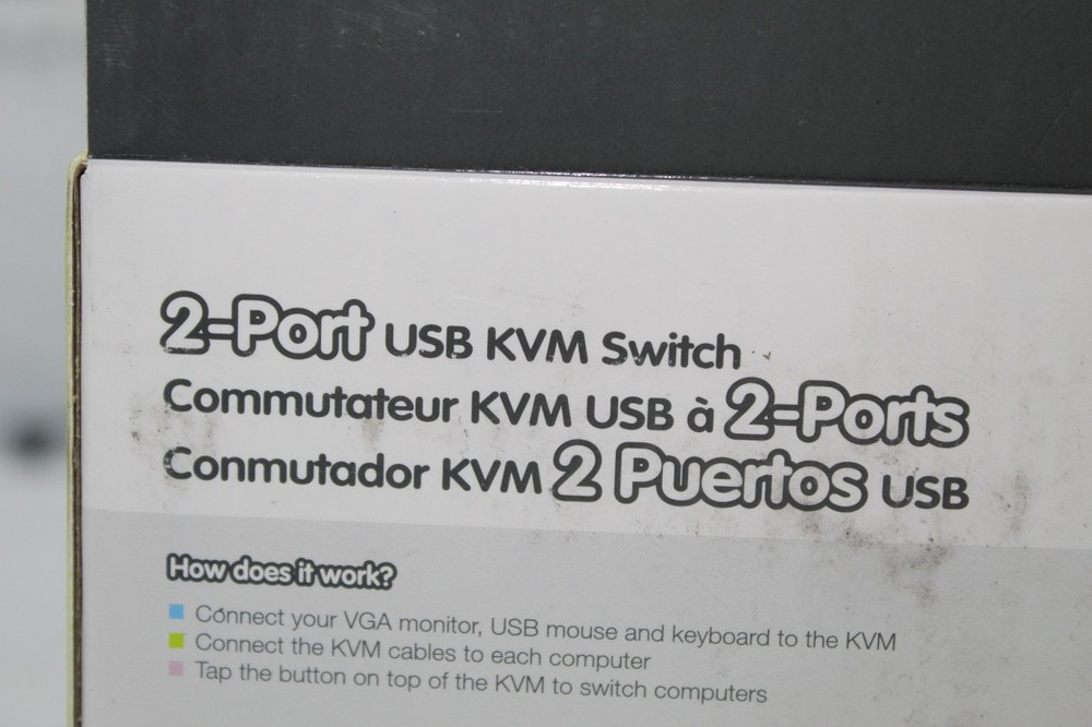 IOGEAR 2 port USB KVM Switch