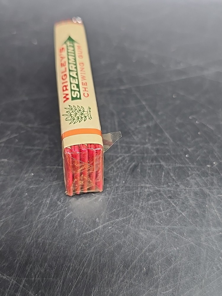 Rare Wrigleys 1930's chewing GUM PACK PACKAGE with wrapper