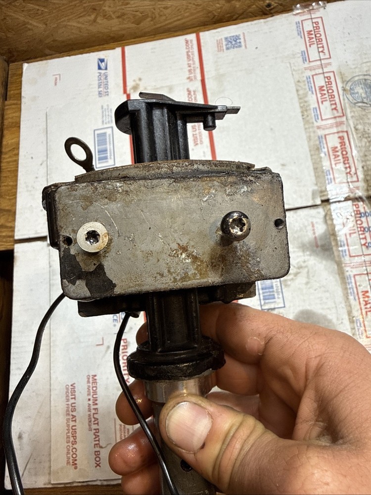 mercruiser V8 thunderbolt distributor 805185-C1