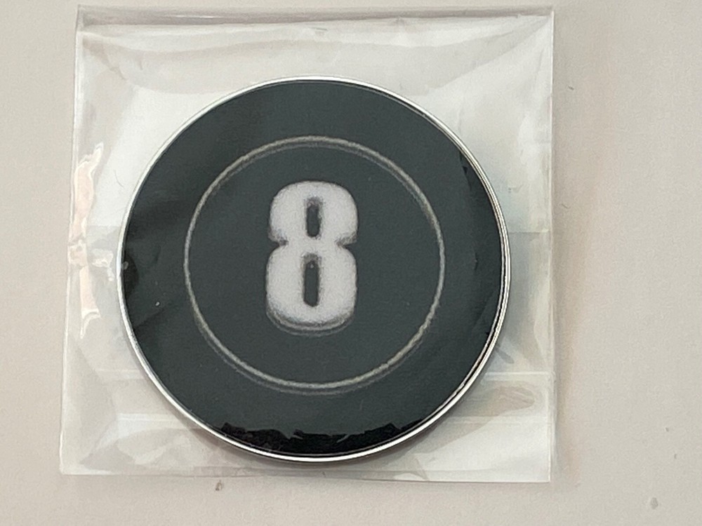 8 Ball - Pro size 32mm Slim -Golf Ball Marker