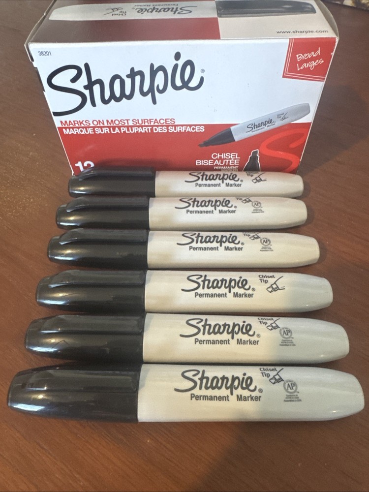 6 Sharpie Permanent Marker, Chisel Tip Black Brand New