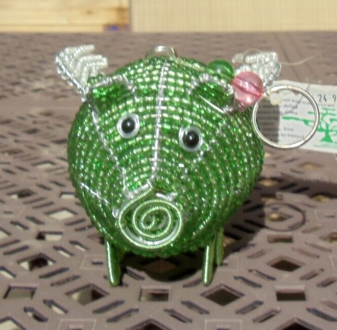 Beaded garden: Green Flying Pig