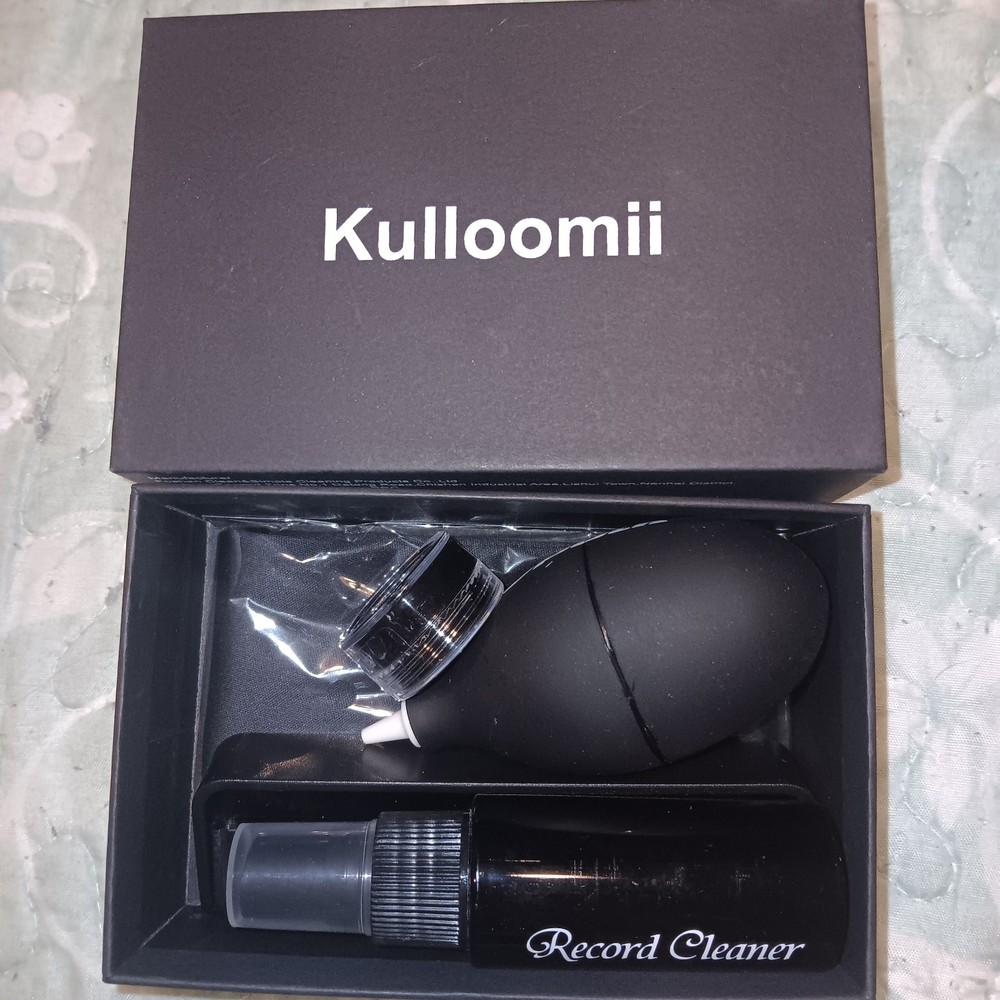 Kulloomii Record Cleaning Kit