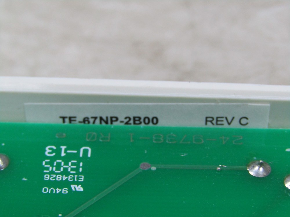 💥JOHNSON CONTROLS WALL MOUNT TEMPERATURE CONTROLLER TE-67NP-2B00