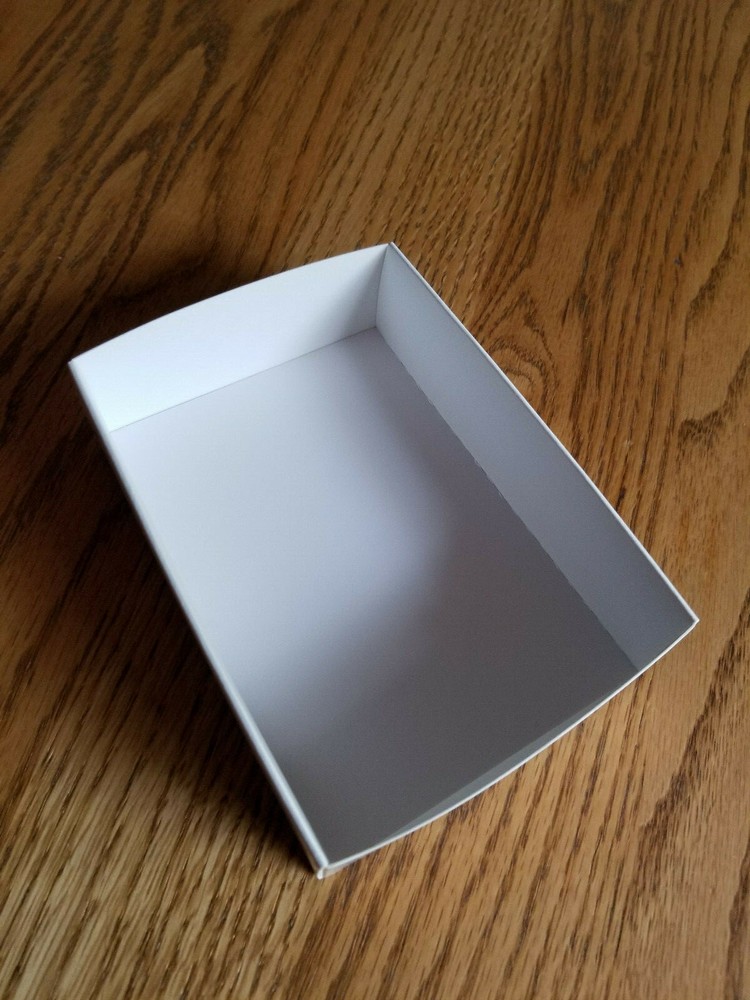 FB-8 Fold up boxes 100 count White 5 1/8" X 3 3/4"
