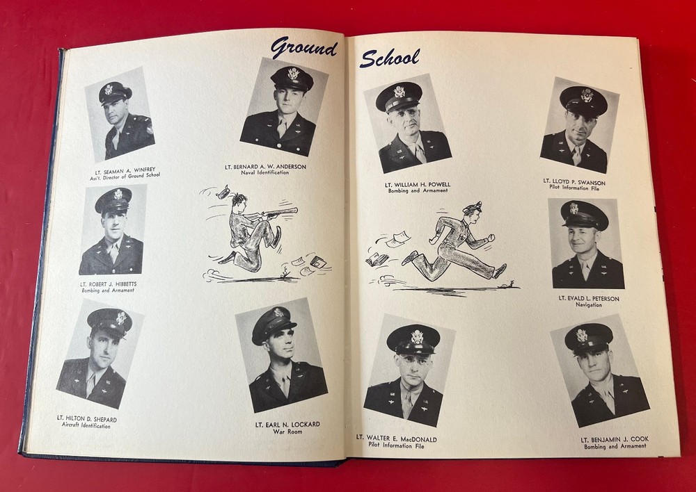 BLACKLAND ARMY AIR FIELD CLASS BOOK 44 C-ADVANCED MULTI-ENGINE