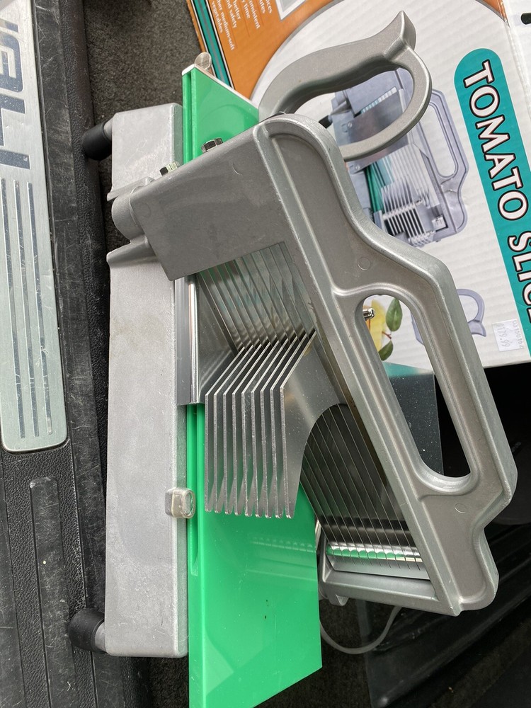 Crestware SLT1 1/4" Tomato Slicer GREAT CONDITION