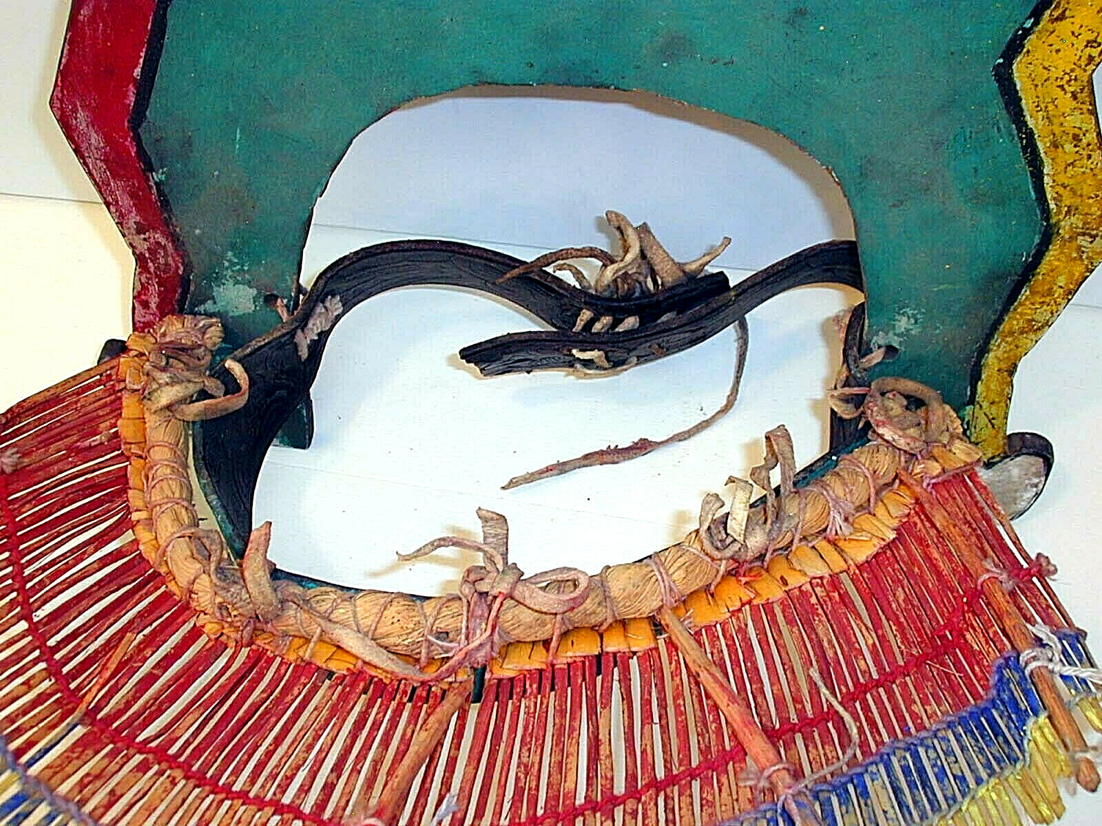 16th NuYrSale Jemez Pueblo Headress TABLETA VISOR Painted-Dance Worn 16 "x 12"