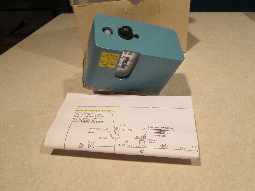 SMC PRESSURE SWITCH ISC302-02BL5-X220-P *NEW*