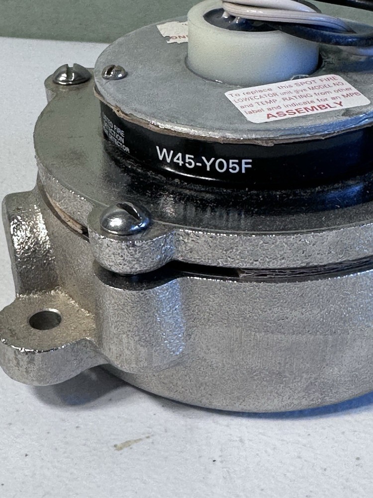 CHEMETRONICS THERMOSTAT 504A W45-Y05F