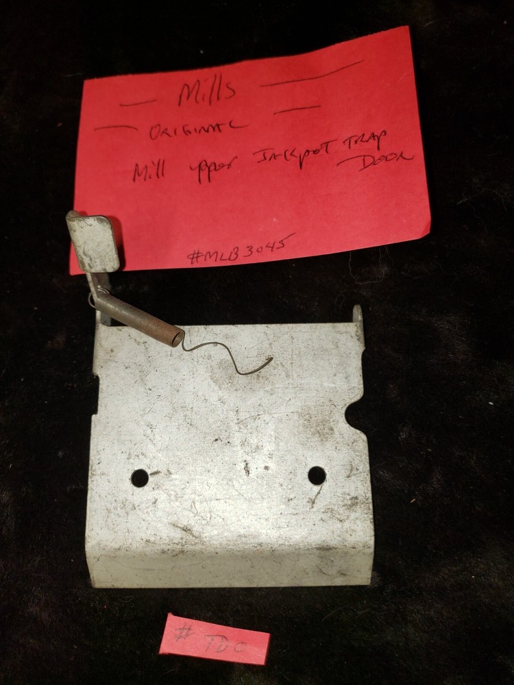 ORIGINAL REPLACEMENT MILLS UPPER JACKPOT TRAP DOOR #MLB3045 - TD0