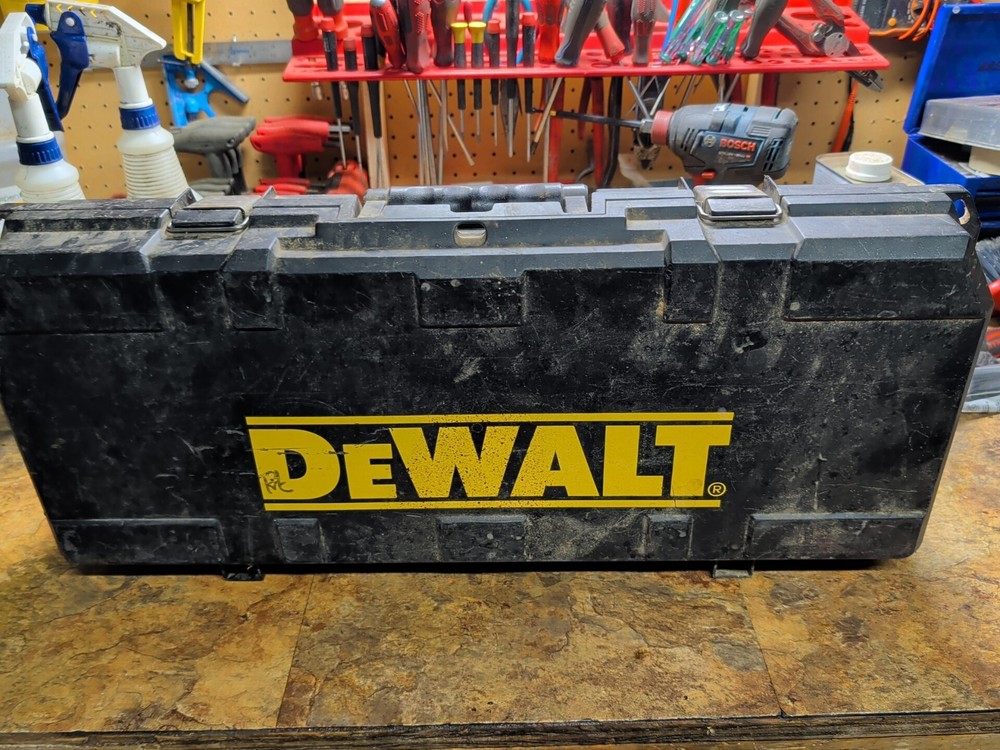 Dewalt DW120 1/2" Right Angle Drill with Case