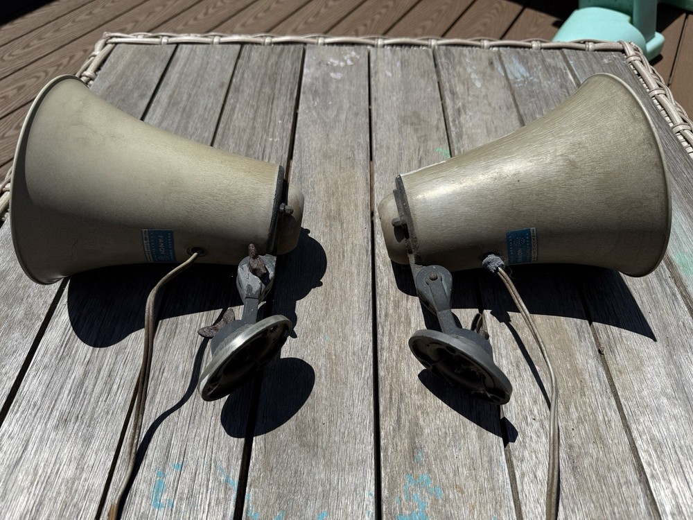 Fanon Speaker