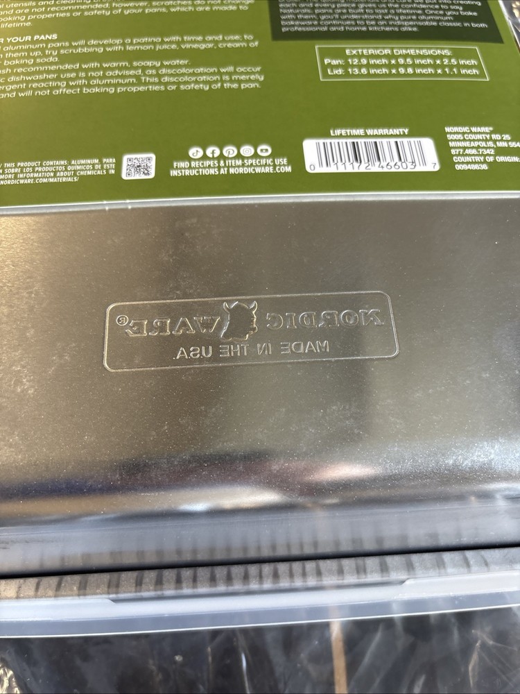 Nordic Ware Naturals® 9" x 13" Rectangular Cake Pan with Storage Lid