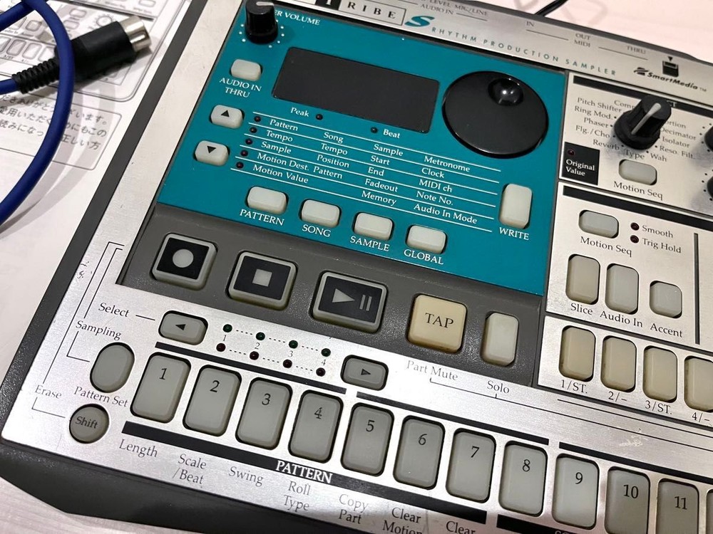 KORG ELECTRIBE ES-1 Sampler Groovebox Synth with Power Adapter SmartMedia