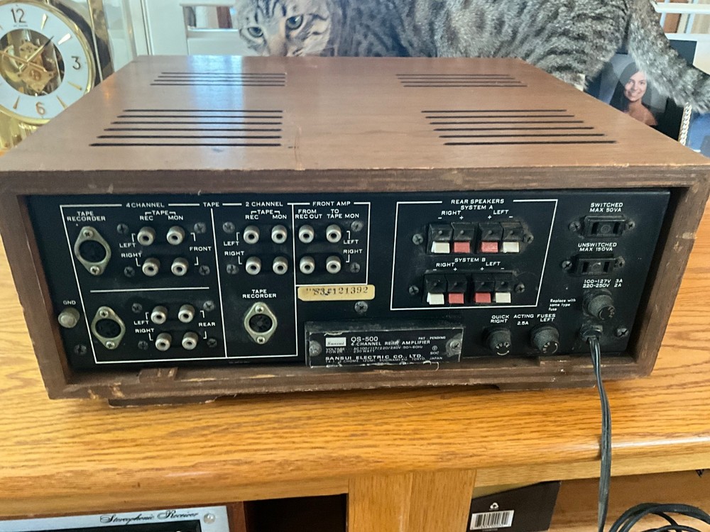 SANSUI 4 CHANNEL REAR AMPLIFIER 230 WATTS MODEL QS-500 FUNCTIONAL NEEDS 3 KNOBS