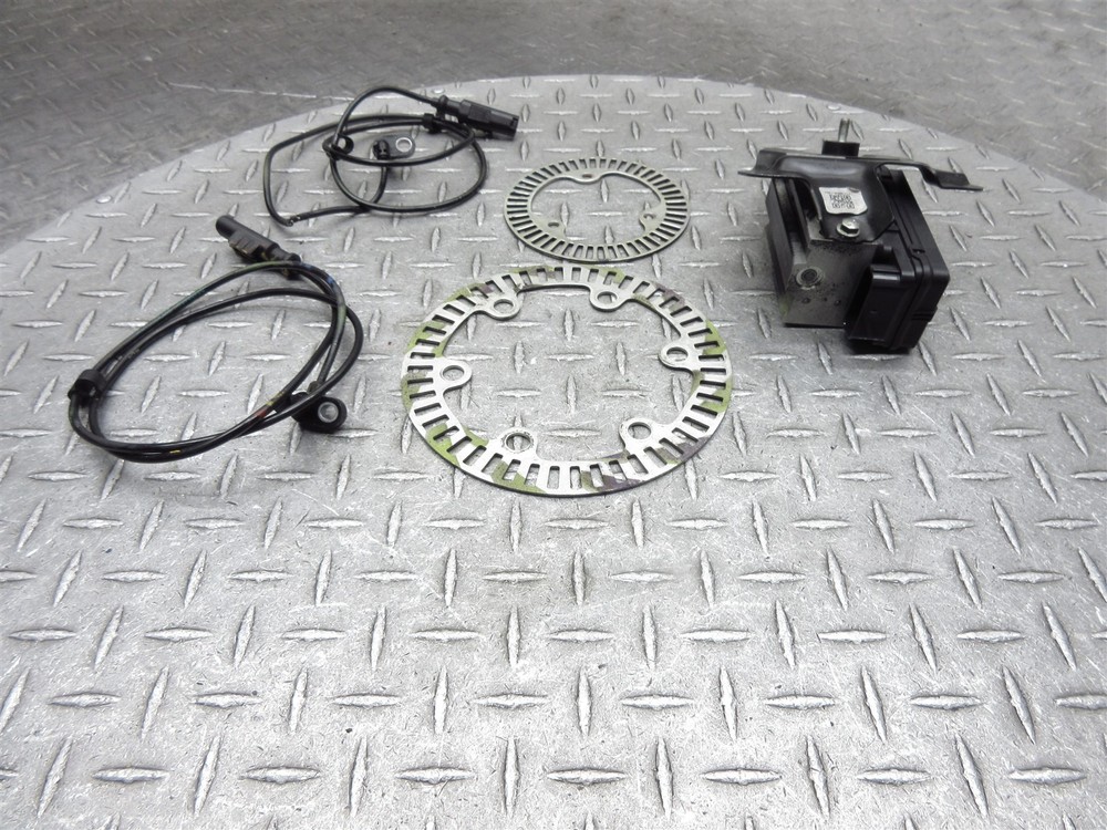 2022 21-23 KTM Duke 200 Lot Abs Pump Control Module Wheel Sensor Ring