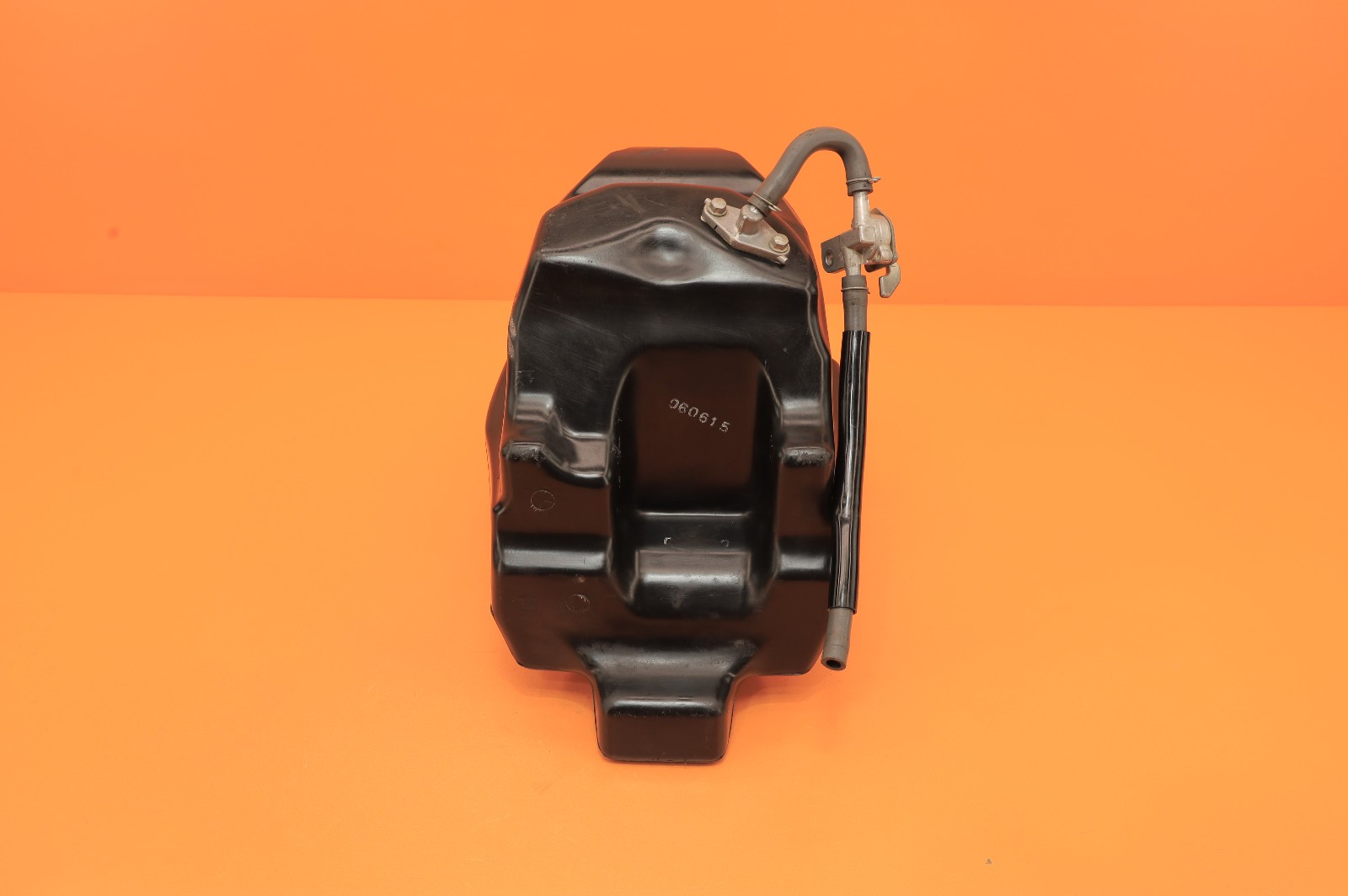 2007 04-09 CRF250R CRF250 OEM Gas Tank Fuel Cell Petrol Canister Cap Valve Mount