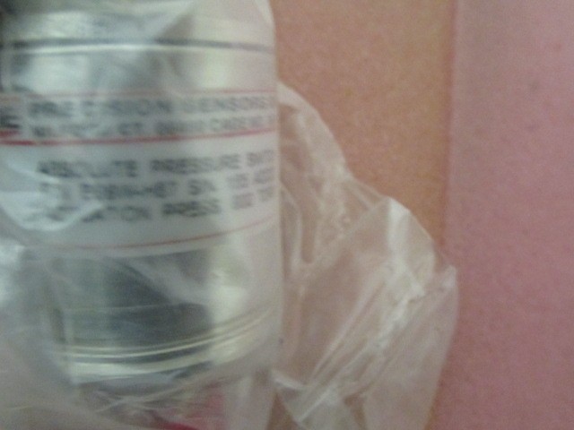 AMAT 1270-03003 Precision sensor E36W-H87, Pressure switch