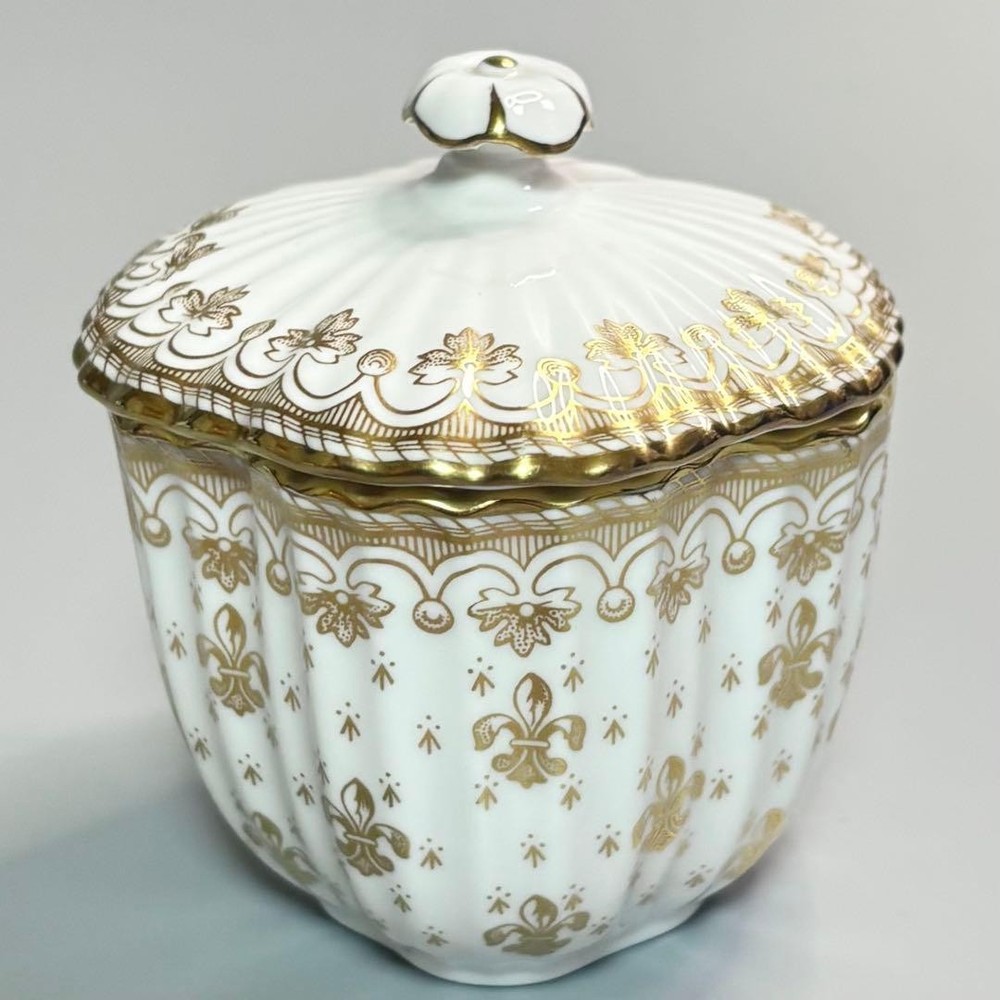 Spode Fleur de Lys Gold Sugar Pot