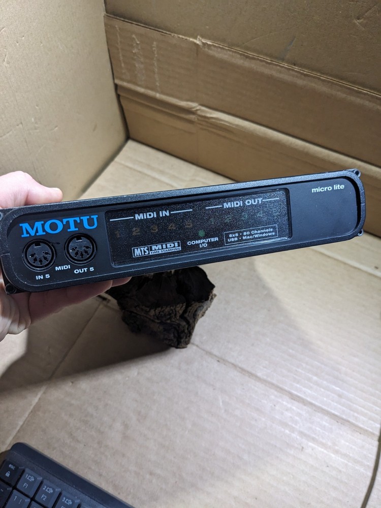 MOTU MicroLite 5x5 USB Bus-Powered MIDI Interface