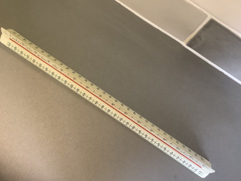 Vintage Blundell Harling Triangular Architects / Engineers Metric Scale Rule