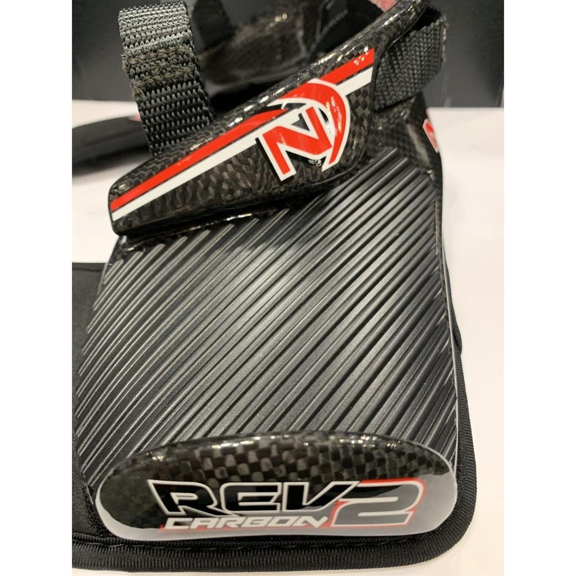 Necksgen NG905 REV2 Carbon Head & Neck Restraint, Medium, 2 Inch