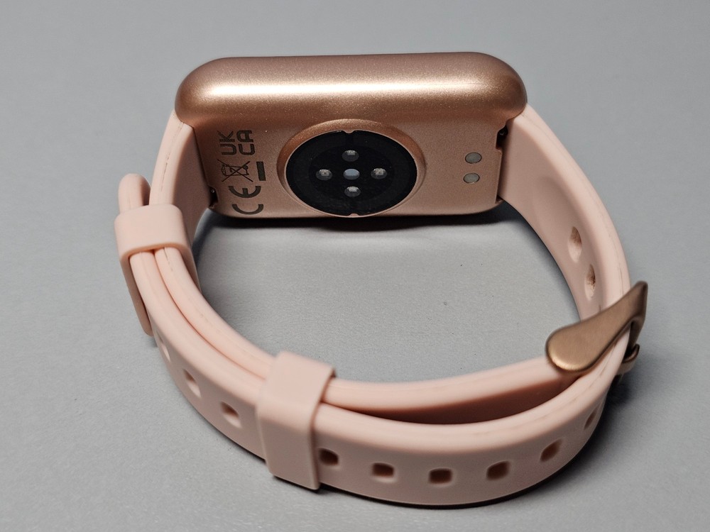 Fitness Tracker- 4J Model CS5- 3 Interchangeable Wrist Bands!