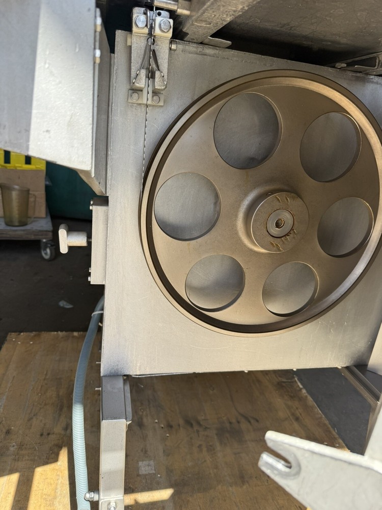 AEW HIGH SPEED BAND SAW MODEL 400