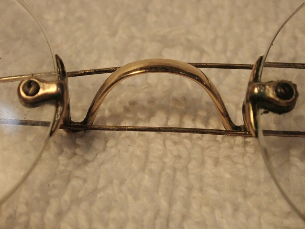10K SOLID GOLD 3 PIECE RIMLESS FRAME WITH "PASTE ON" BIFOCALS FULLY INTACT!
