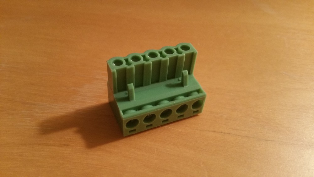 5-Pin Speaker / Power Plug BLAUPUNKT Amplifier Processor
