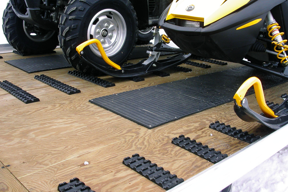 Caliber - 13350 - Trailer Grip Glides