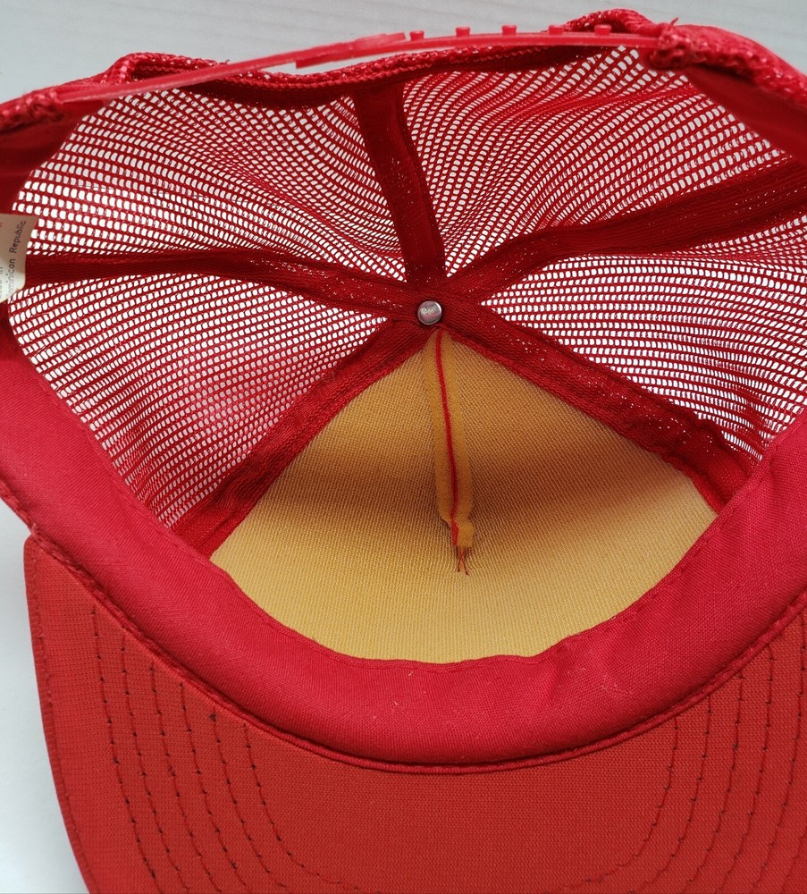 MARINE CORPS VMSB-243 FLYING GOLDBRICKS SNAP BACK CAP TRUCKER HAT RARE!! Yupoong