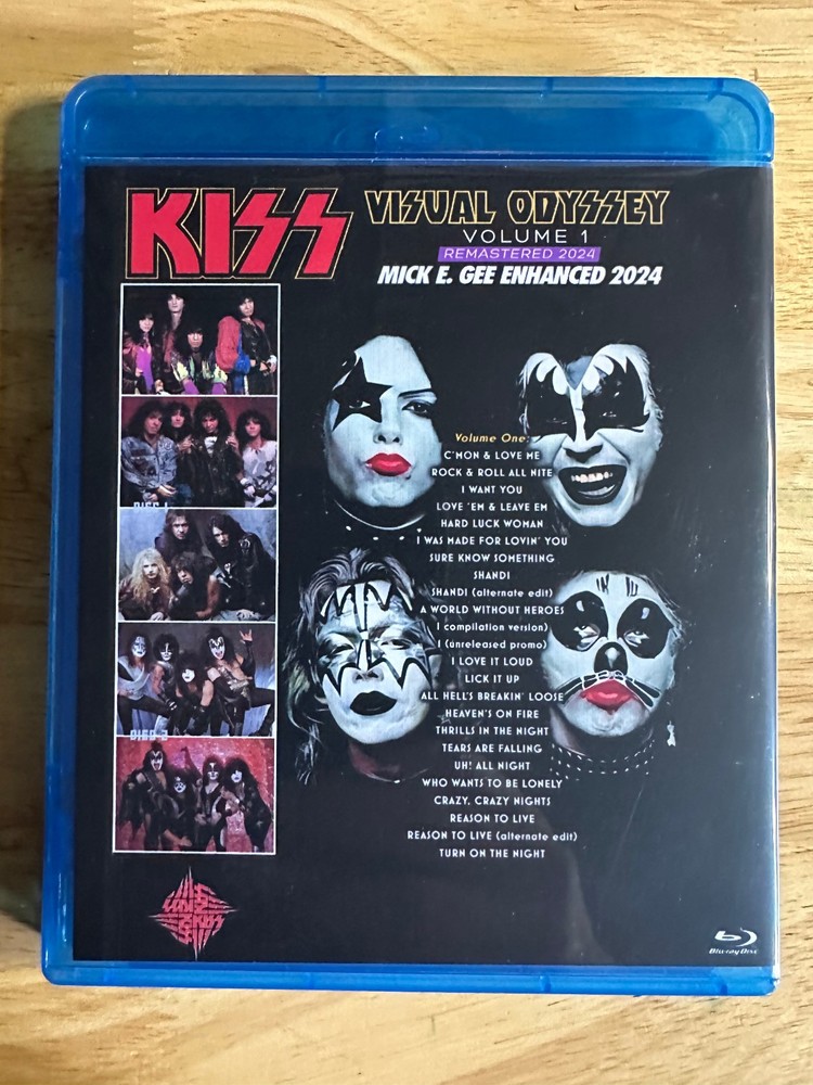 Kiss - Visual Odyssey 2024 VOL 1&2 Collection Gene Simmons Frehley
