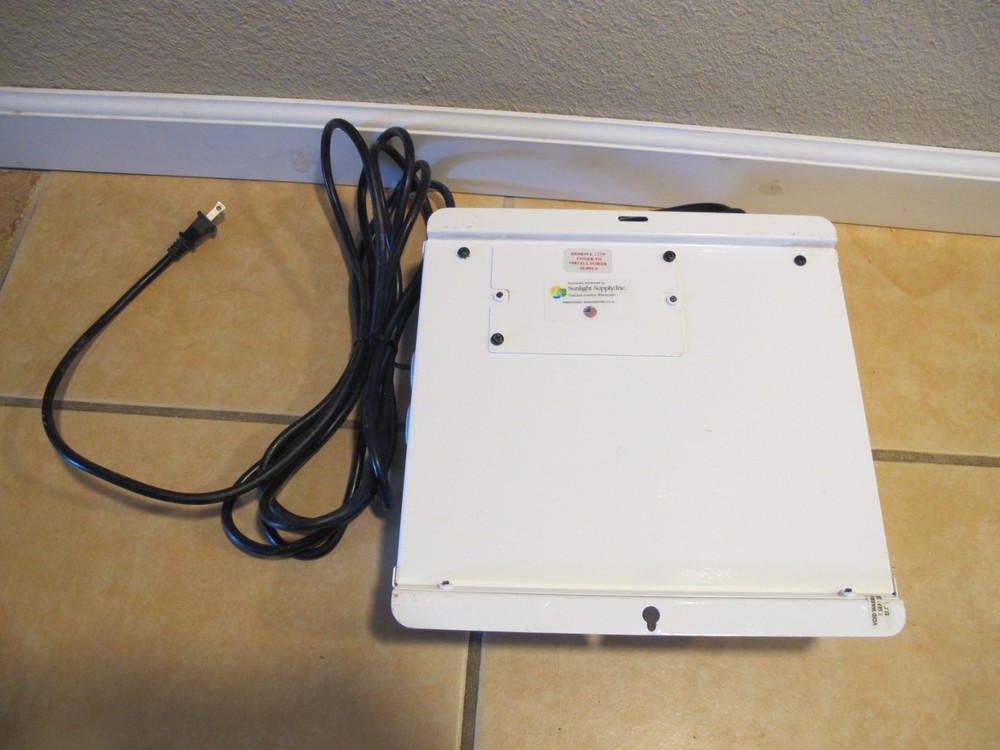 Titan Controls Helios 5 / 4 Light Controller Model# 702671