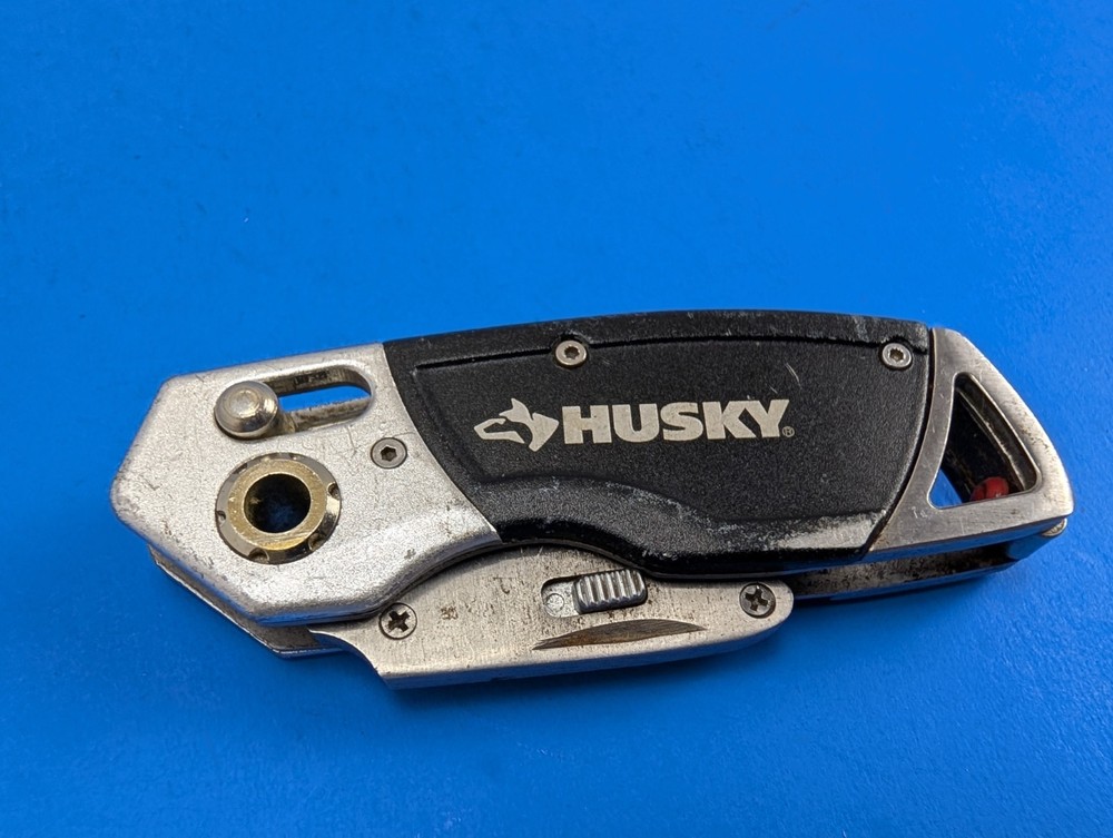 Husky Black Foldable Utility Knife