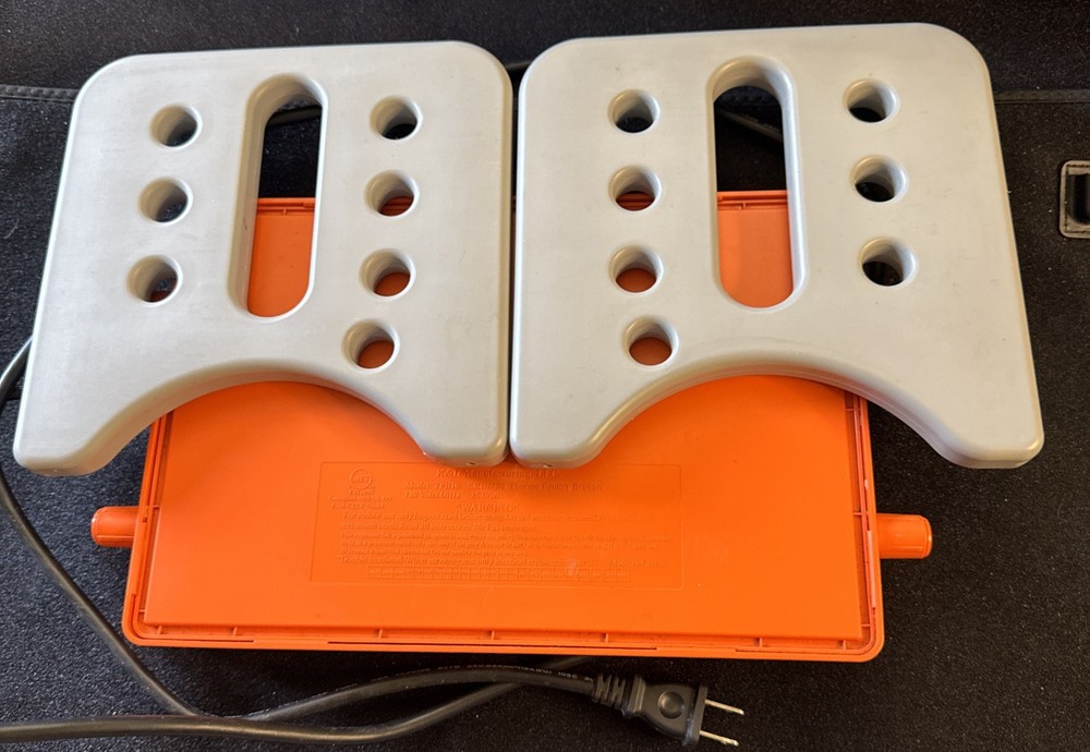 K&H Thermo-Poultry Brooder - Adjustable Height - Pre-owned - Tested - Very Good