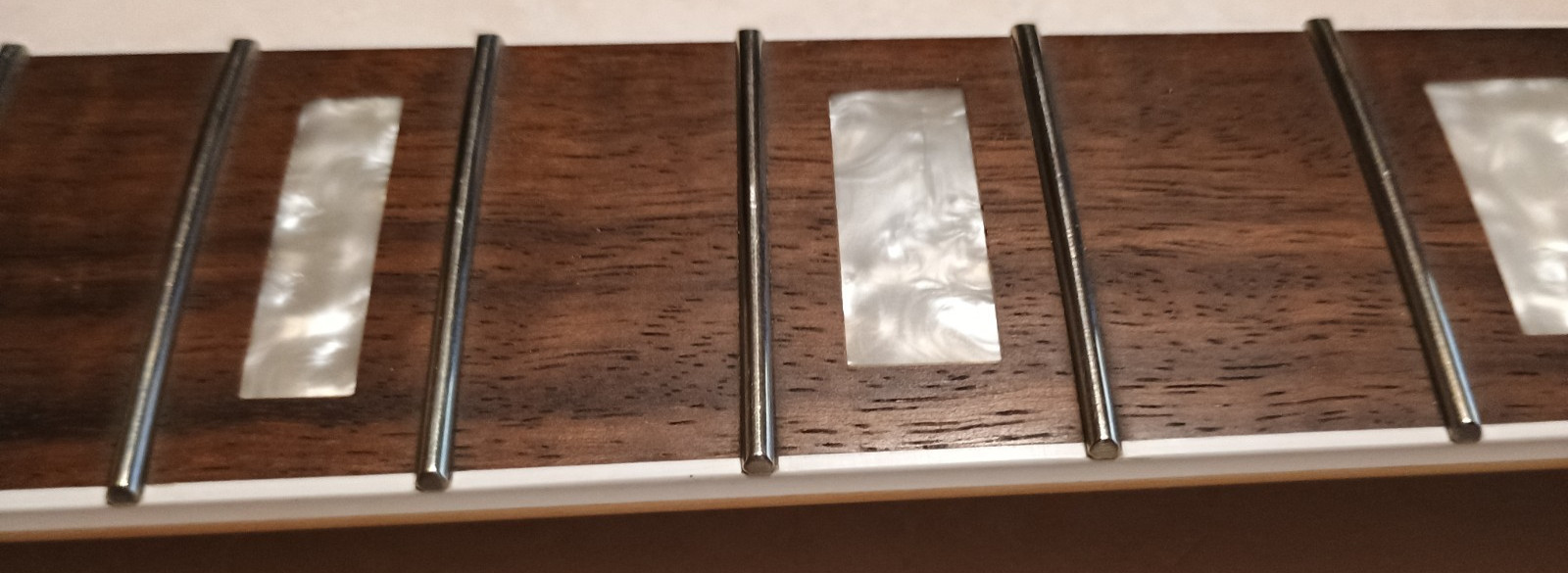 FENDER Squier Paranormal Troublemaker Telecaster Deluxe Neck Laurel Ice Blue