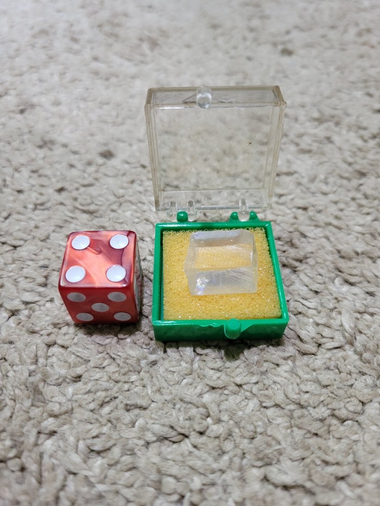 Small Clear Gemstone - 0.5" x 0.5"