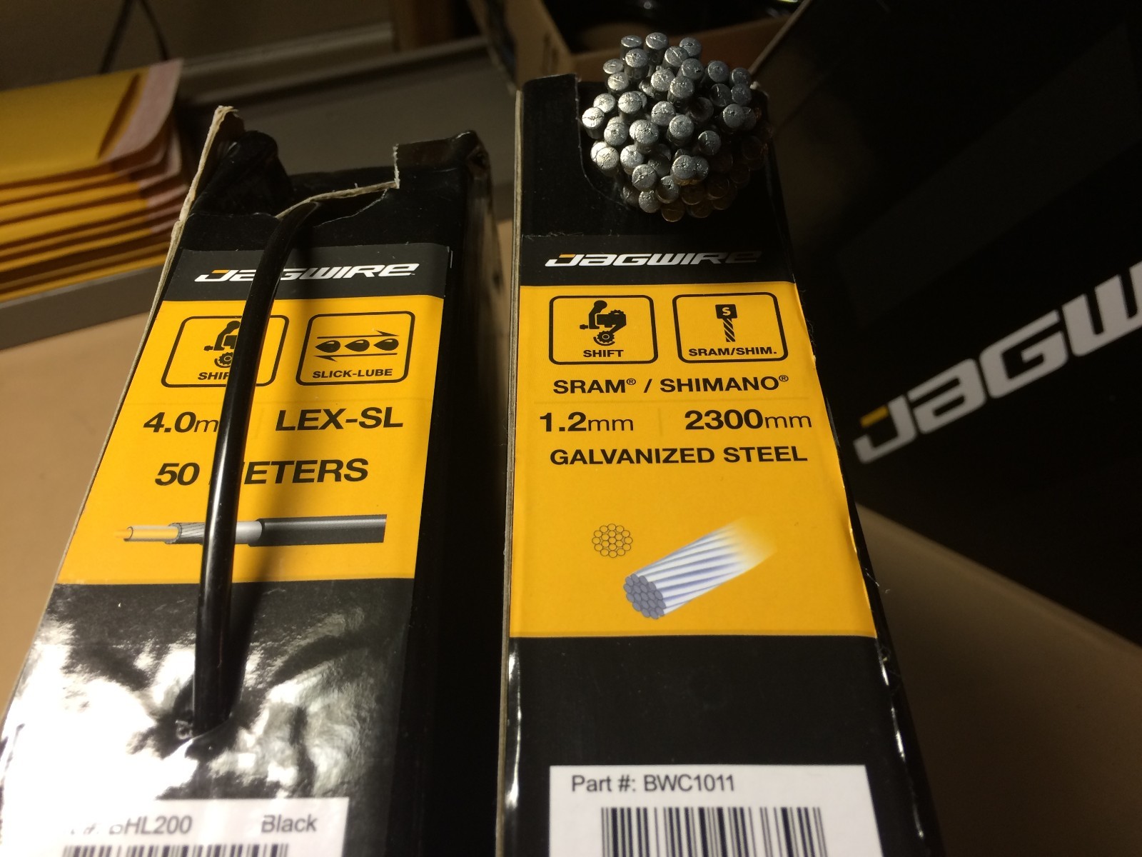 JAGWIRE ROAD SHOP KIT - Brake & Shifter Cable & Housing Kit - SRAM/Shimano