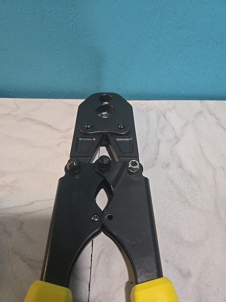 Apollo 1/2 in. and 3/4 in. PEX-B Crimp Tool