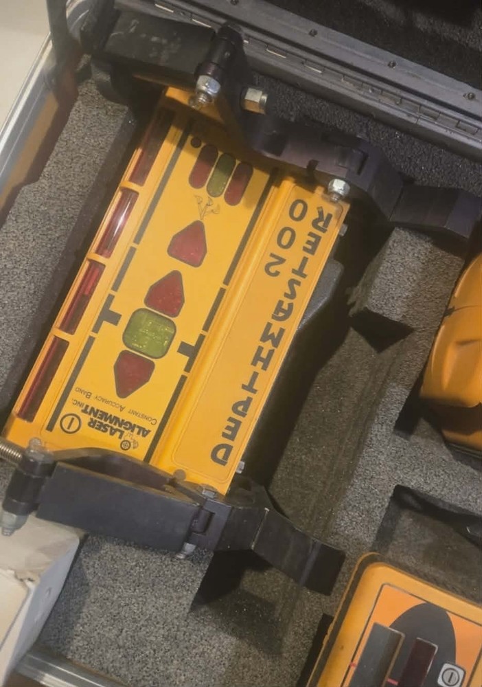 Laser Alignment DiggerPak- LB-10 Laser,Depthmaster 200,Rod-Eye,Hard Case