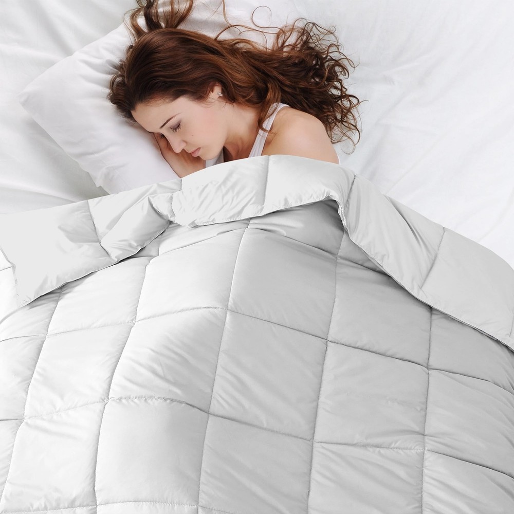 Modern Threads Down Alternative Reversible Comforter White/White Queen