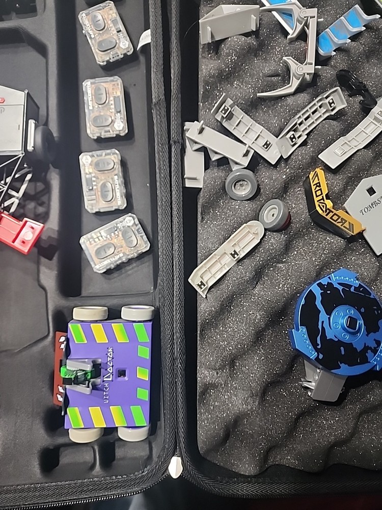 Hexbug Battlebots Lot x 7 Untested
