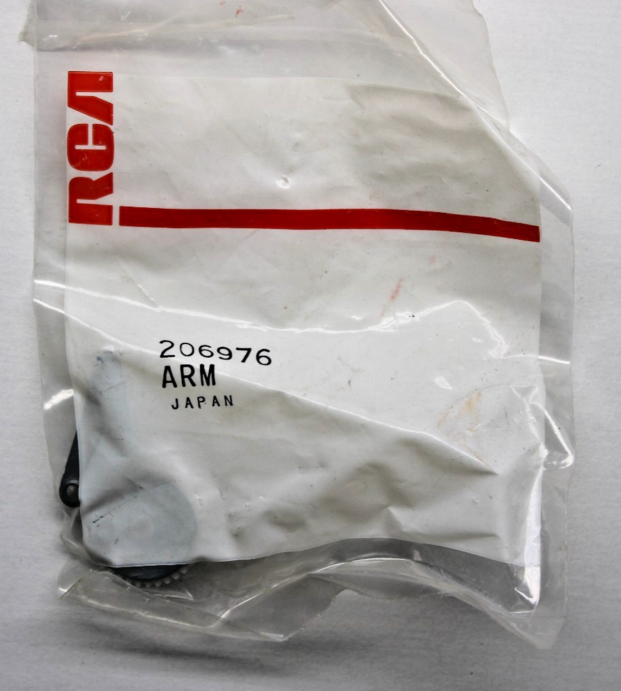 206976 ARM RCA  NOS